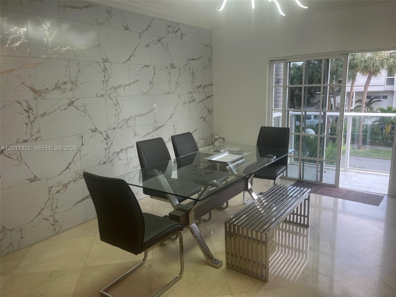 3915 NE 168th St #3915, North Miami Beach FL 33160