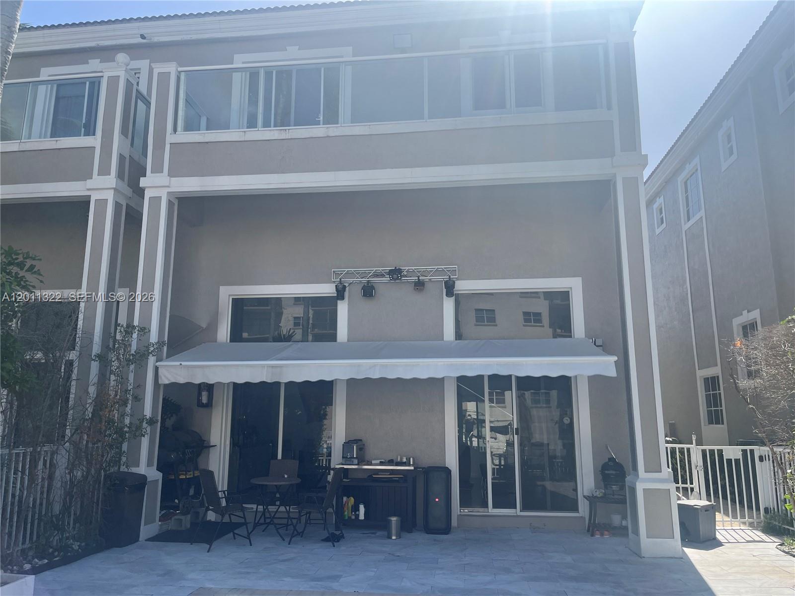3915 NE 168th St #3915, North Miami Beach FL 33160