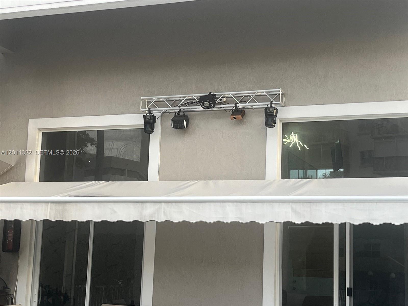 3915 NE 168th St #3915, North Miami Beach FL 33160