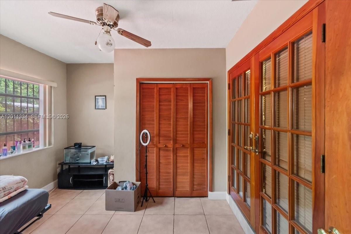 6385 SW 25th St, Miami FL 33155