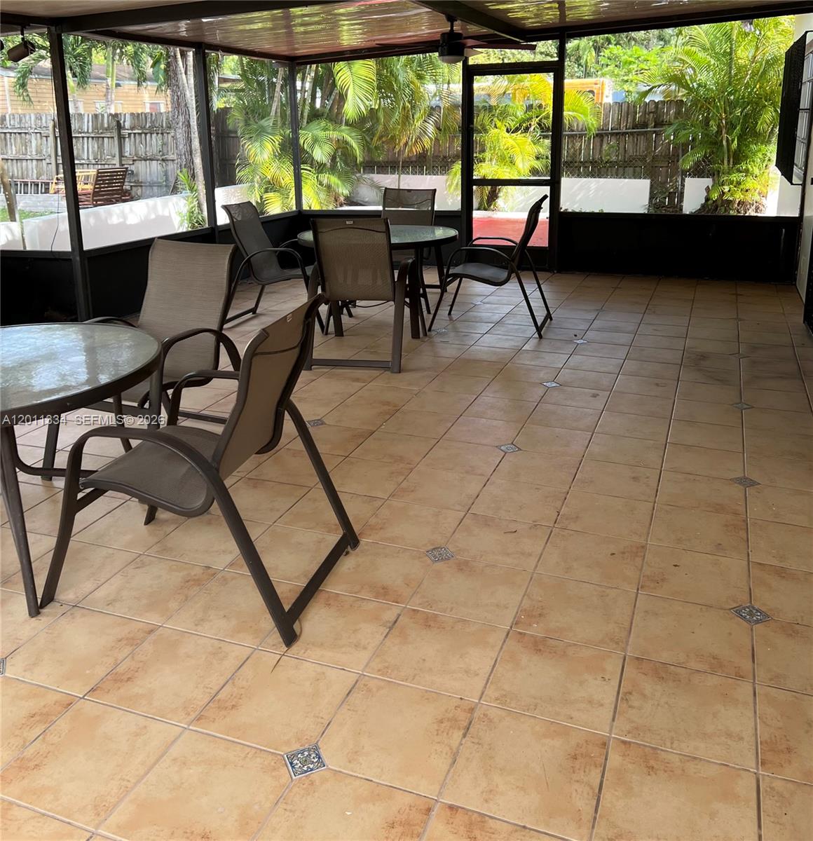 6385 SW 25th St, Miami FL 33155