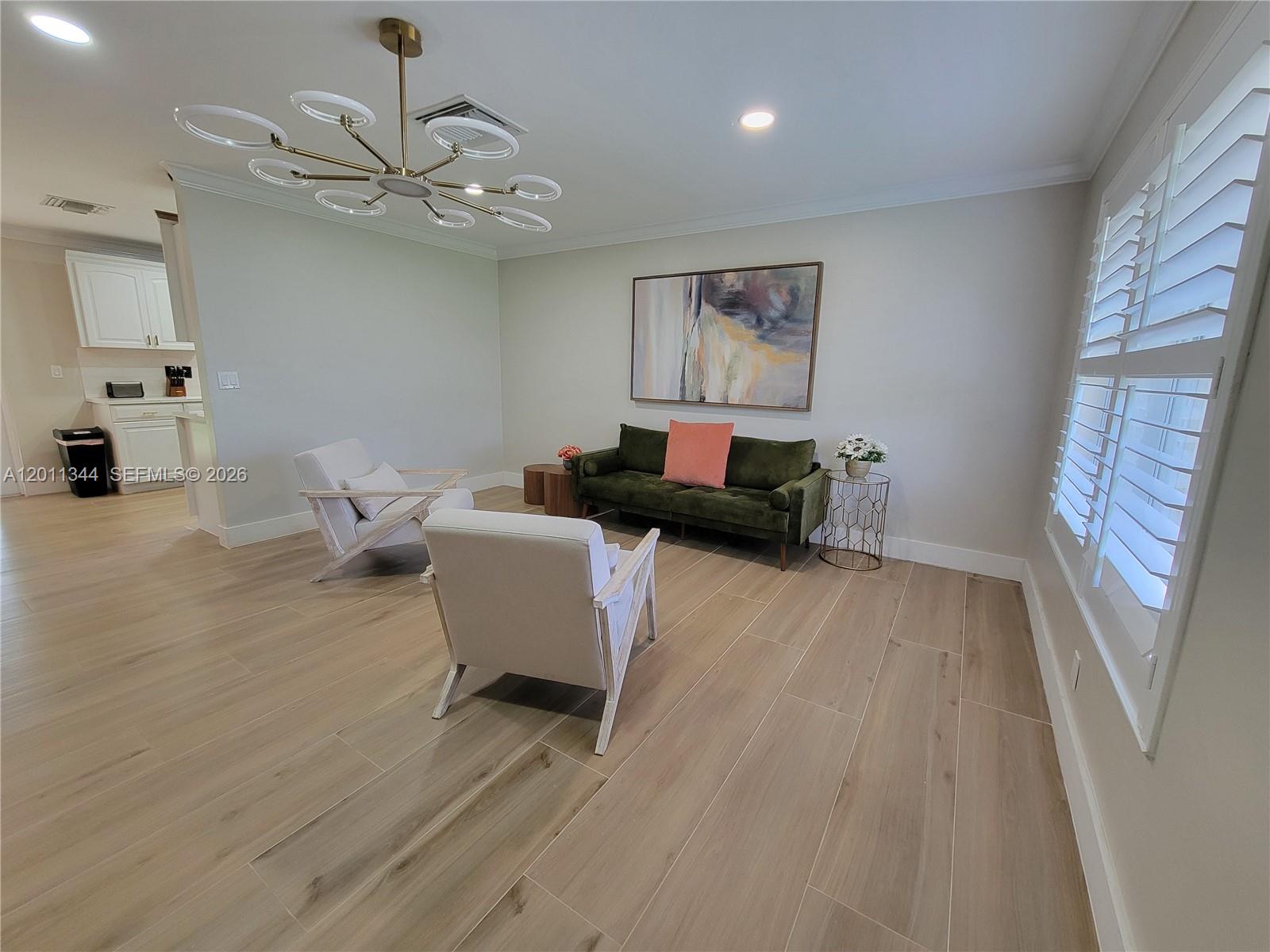 913 Lighthouse Dr, North Palm Beach FL 33408