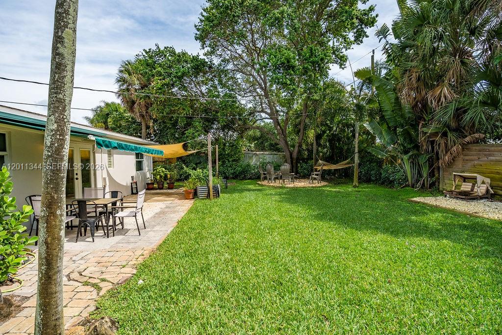 913 Lighthouse Dr, North Palm Beach FL 33408