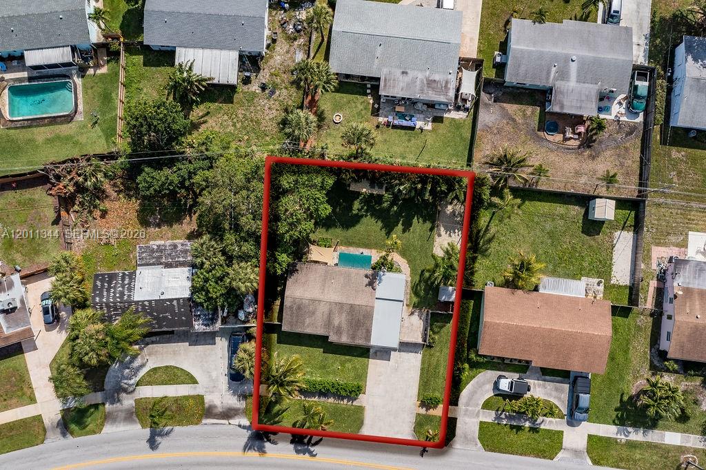 913 Lighthouse Dr, North Palm Beach FL 33408