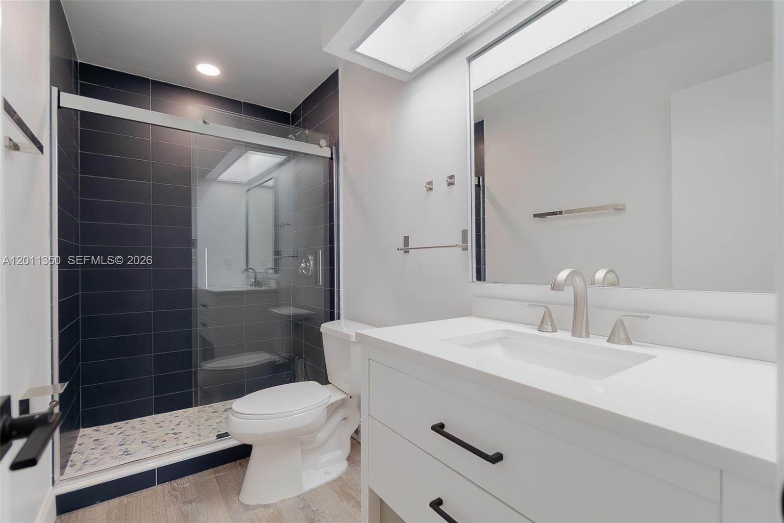 712 Tradewind Dr, North Palm Beach FL 33408