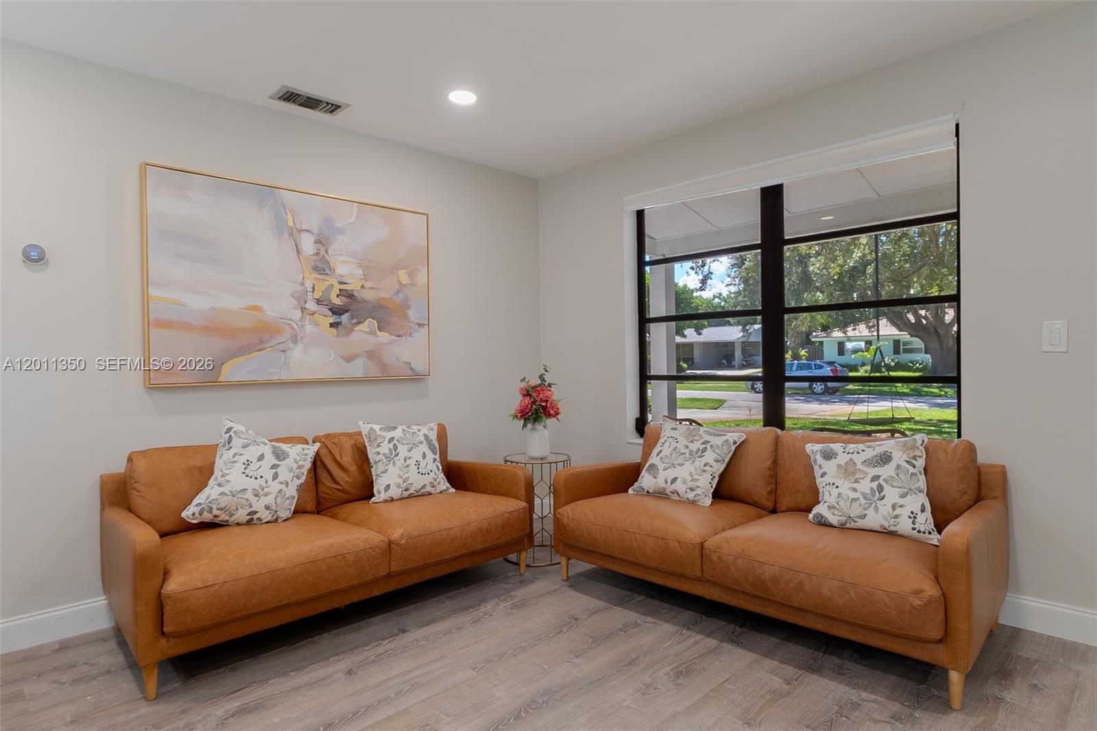 712 Tradewind Dr, North Palm Beach FL 33408