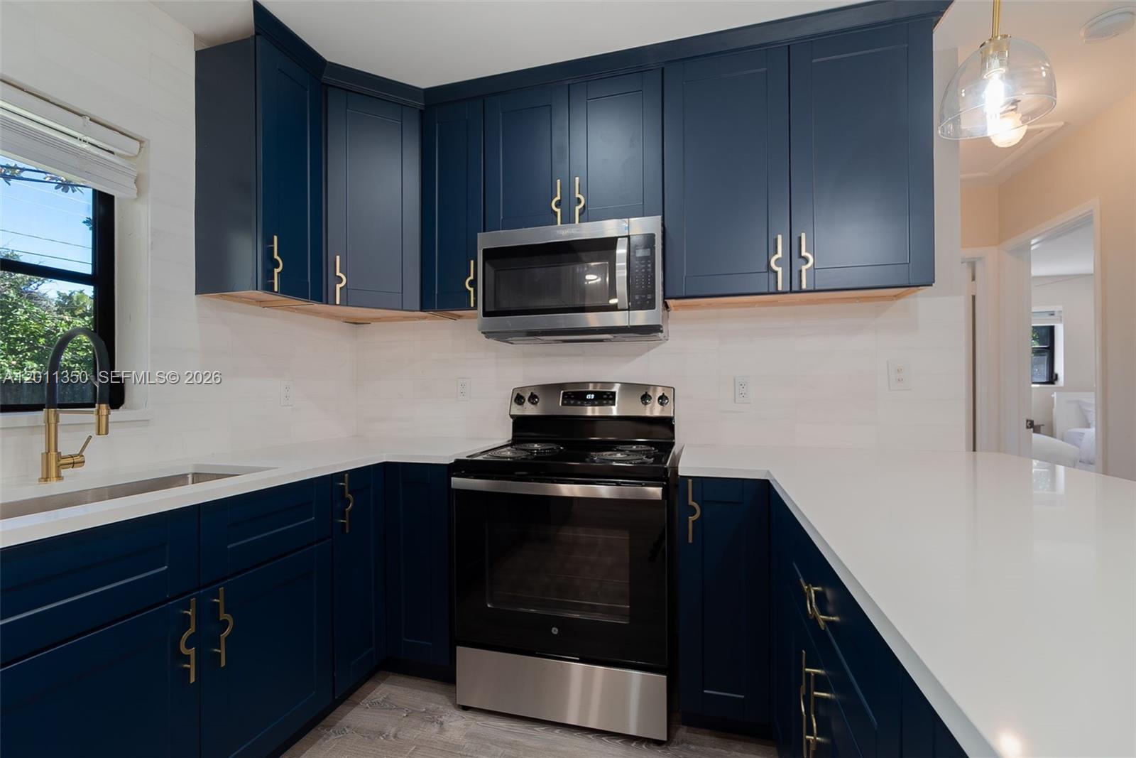 712 Tradewind Dr, North Palm Beach FL 33408