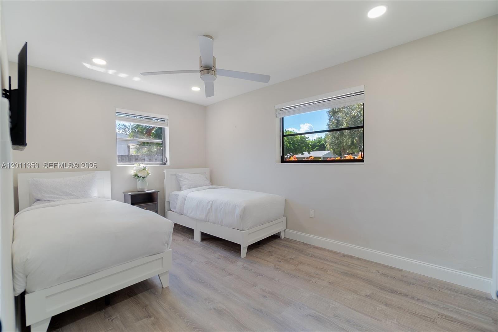 712 Tradewind Dr, North Palm Beach FL 33408