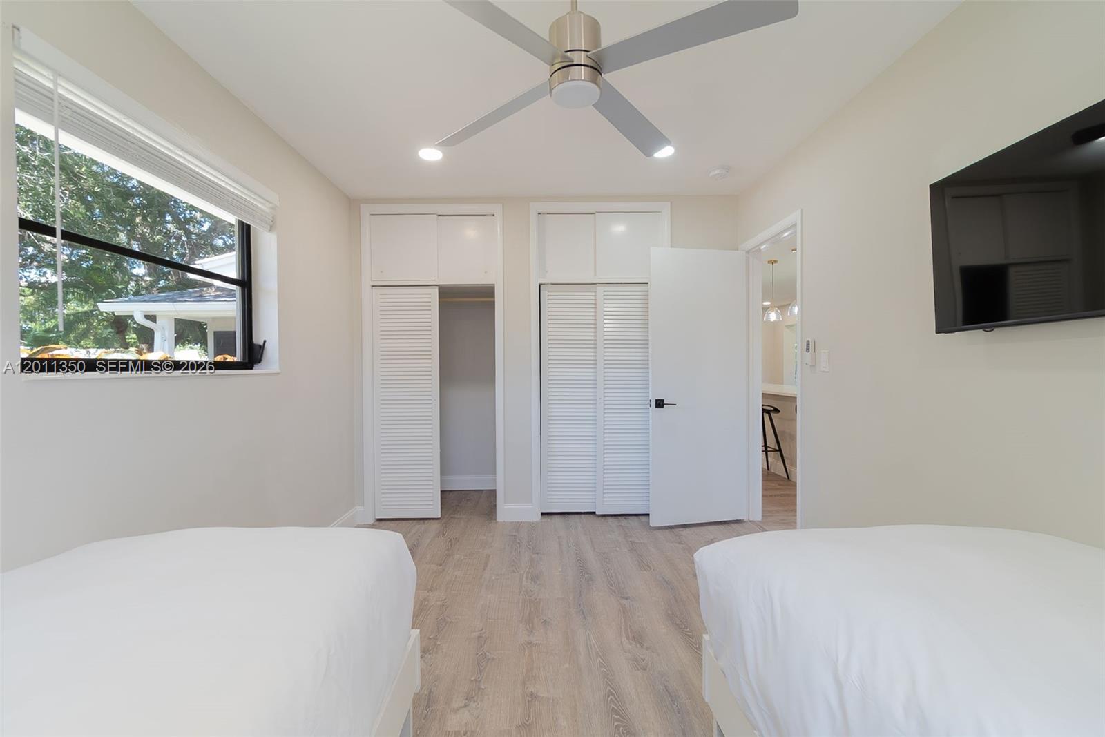 712 Tradewind Dr, North Palm Beach FL 33408