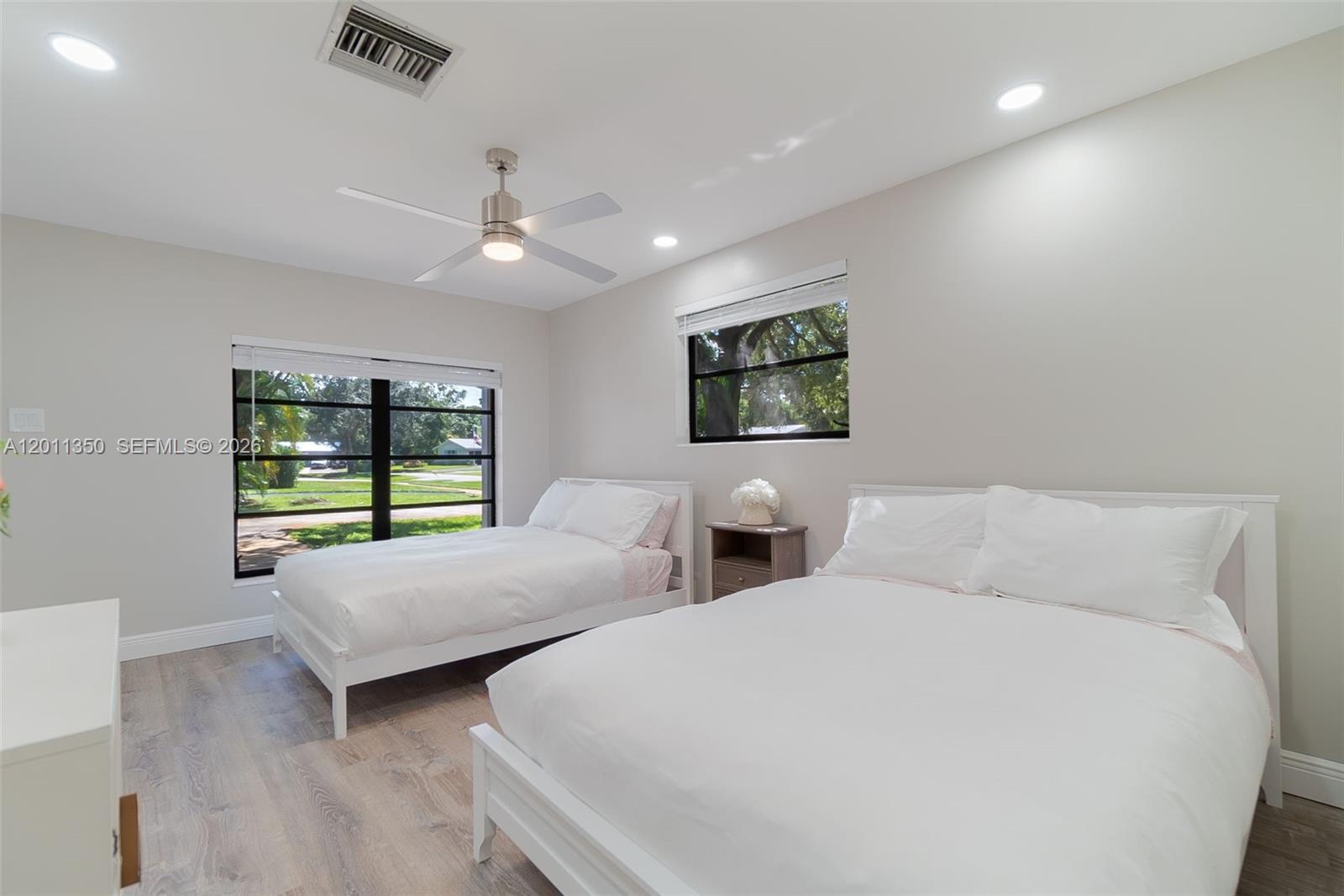 712 Tradewind Dr, North Palm Beach FL 33408