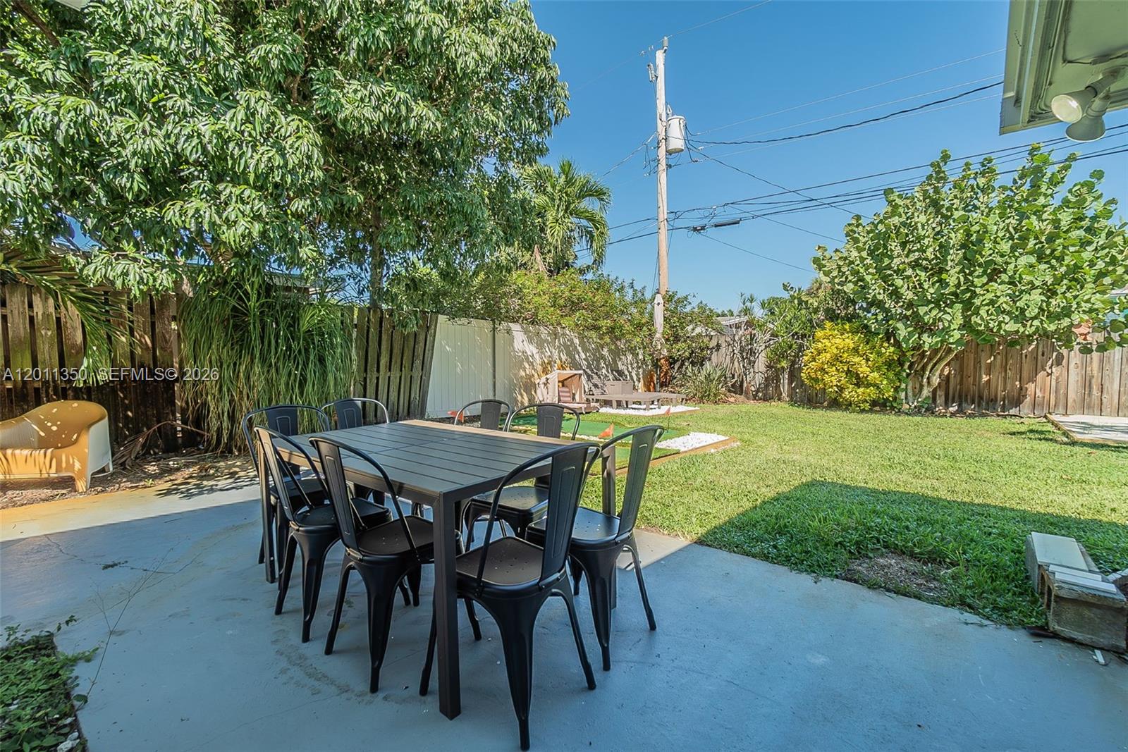 712 Tradewind Dr, North Palm Beach FL 33408