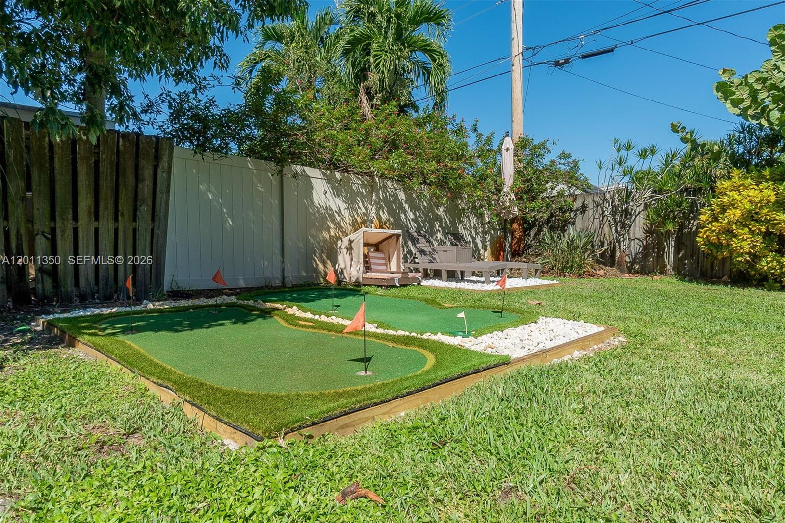 712 Tradewind Dr, North Palm Beach FL 33408