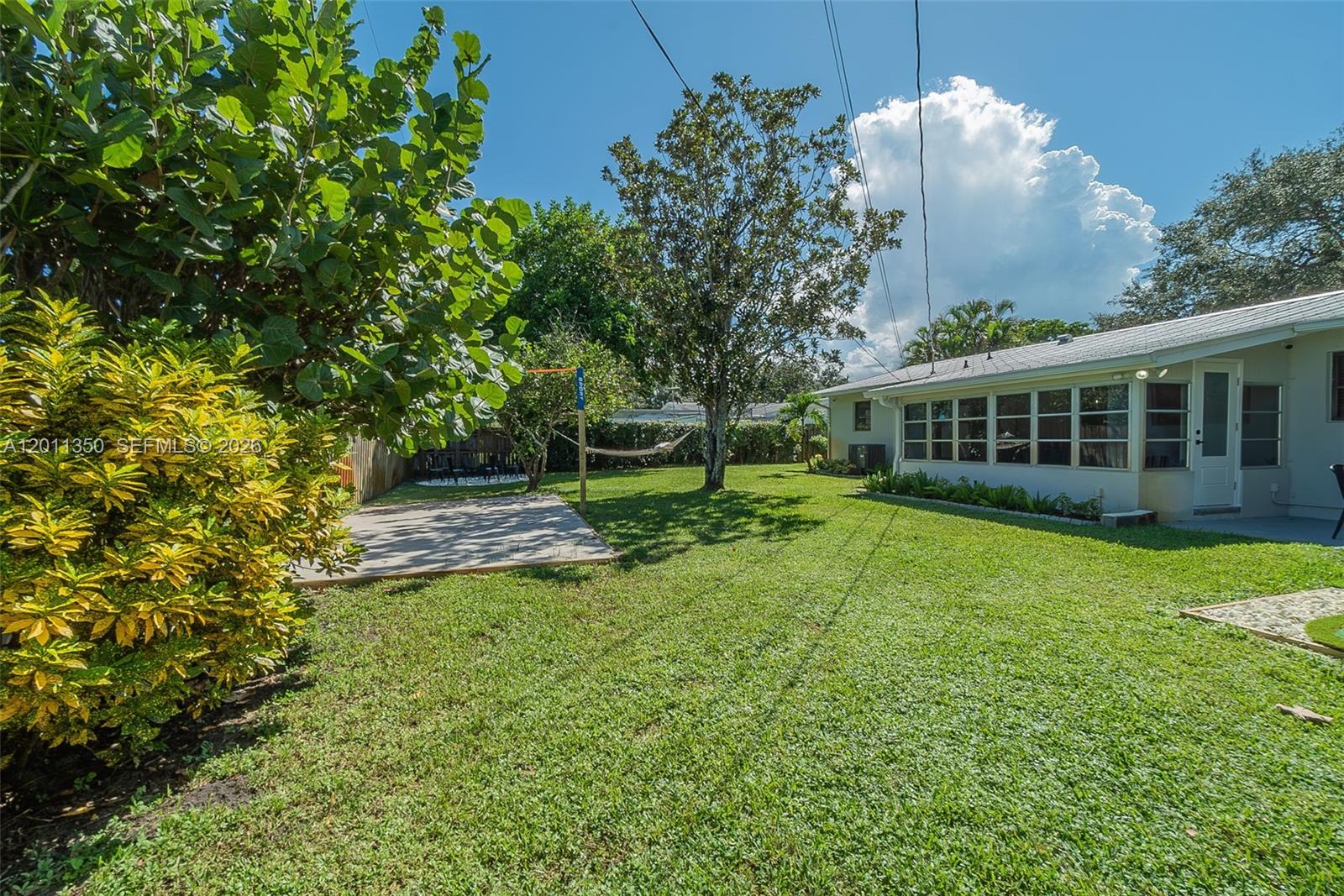 712 Tradewind Dr, North Palm Beach FL 33408