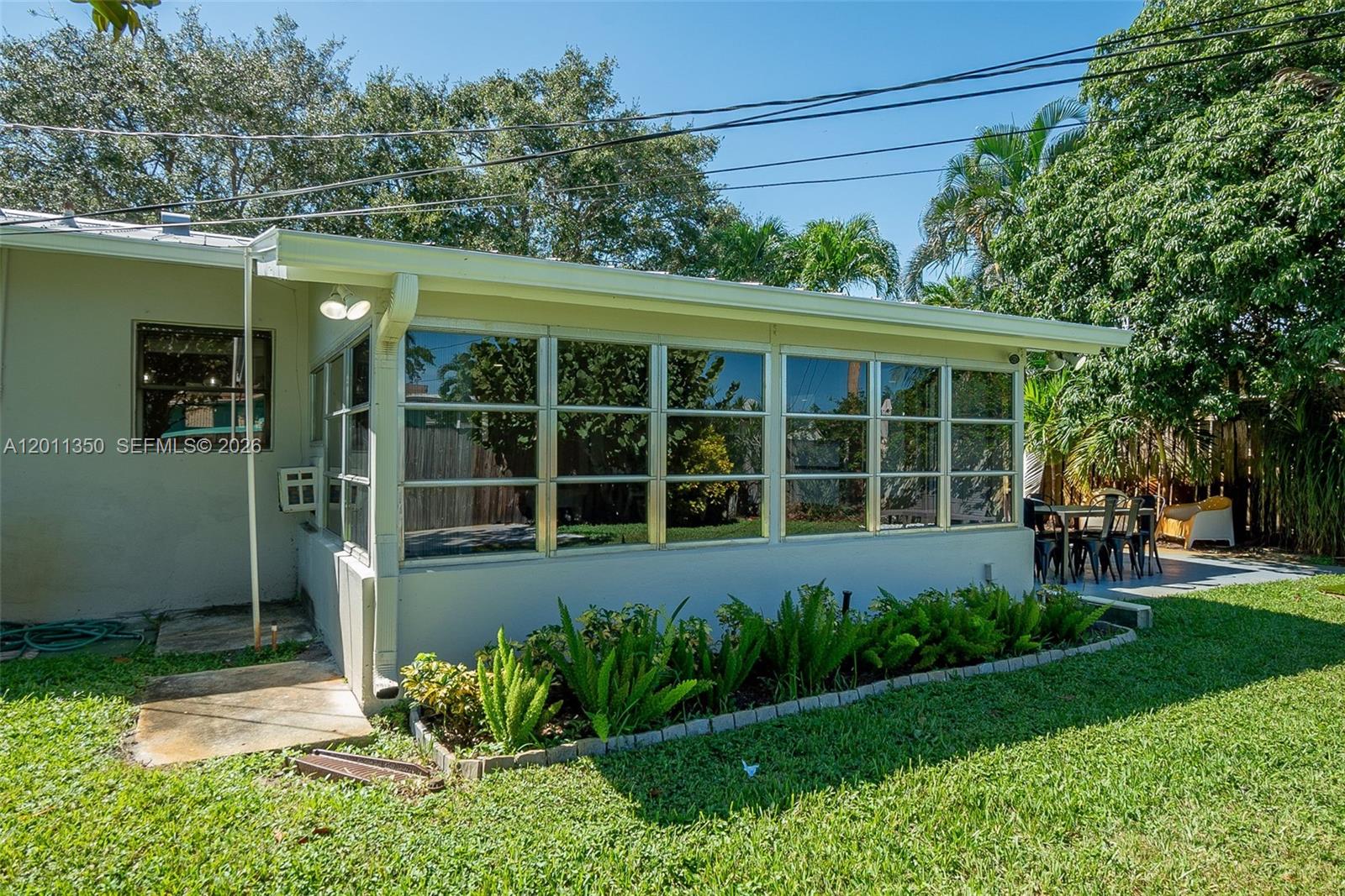 712 Tradewind Dr, North Palm Beach FL 33408