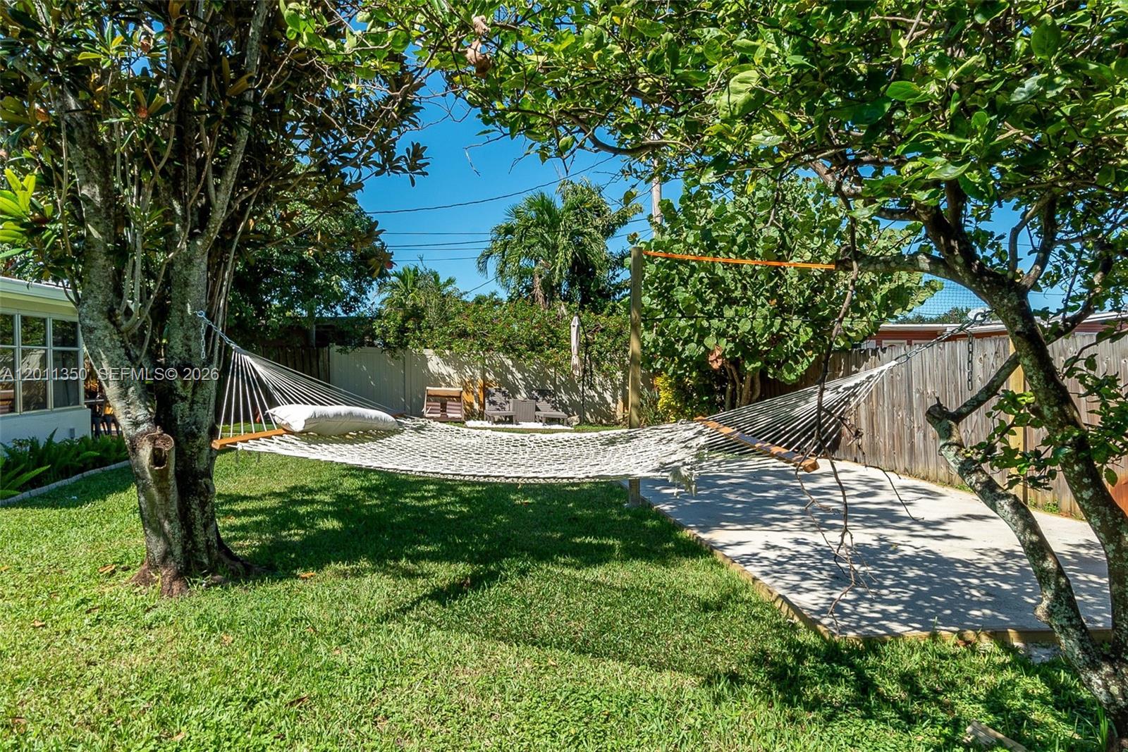 712 Tradewind Dr, North Palm Beach FL 33408
