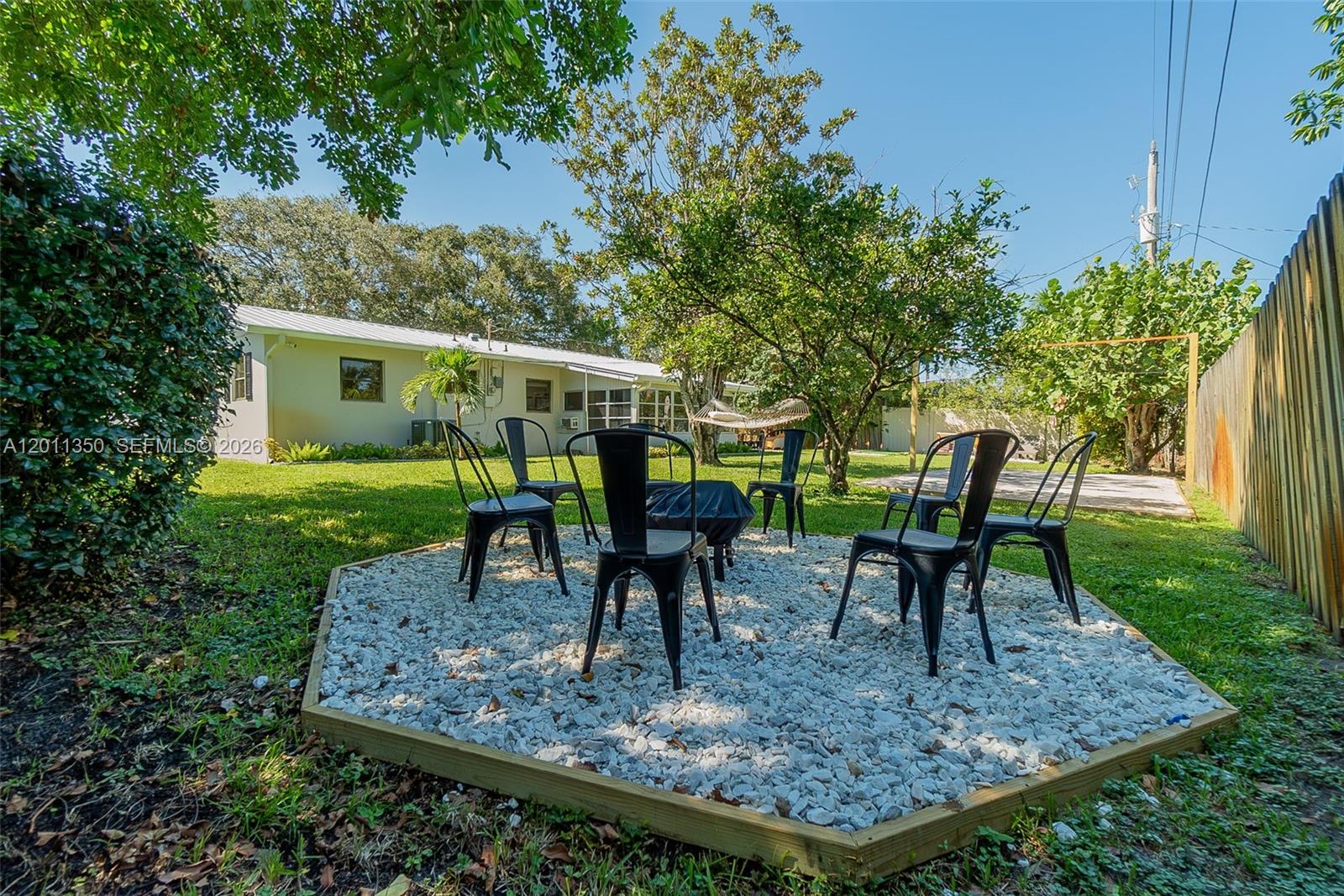 712 Tradewind Dr, North Palm Beach FL 33408