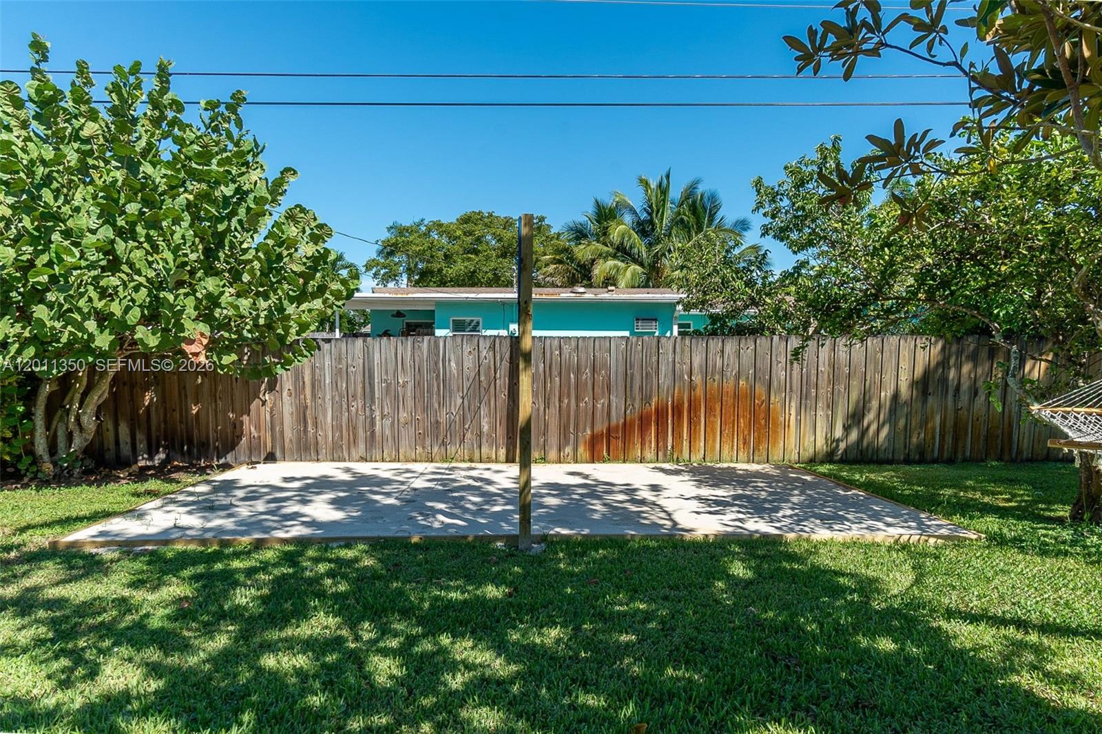 712 Tradewind Dr, North Palm Beach FL 33408