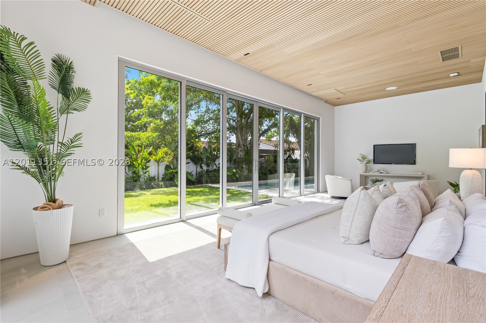 188 Cherokee St, Miami Springs FL 33166