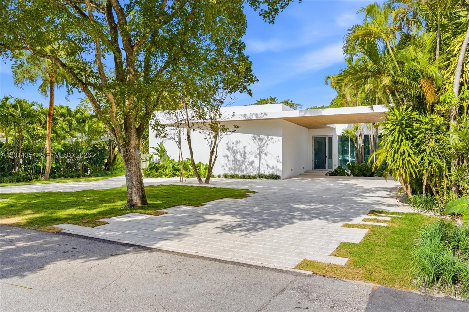 188 Cherokee St, Miami Springs FL 33166