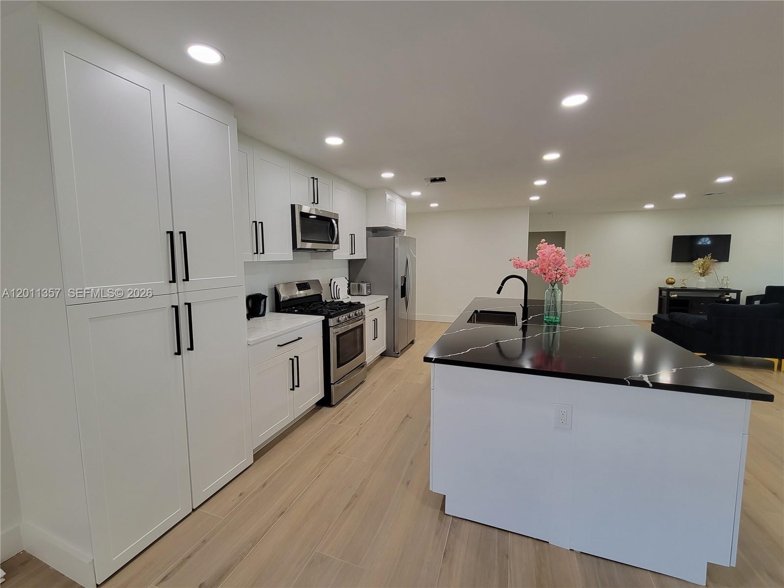 735 Tradewind Dr, North Palm Beach FL 33408
