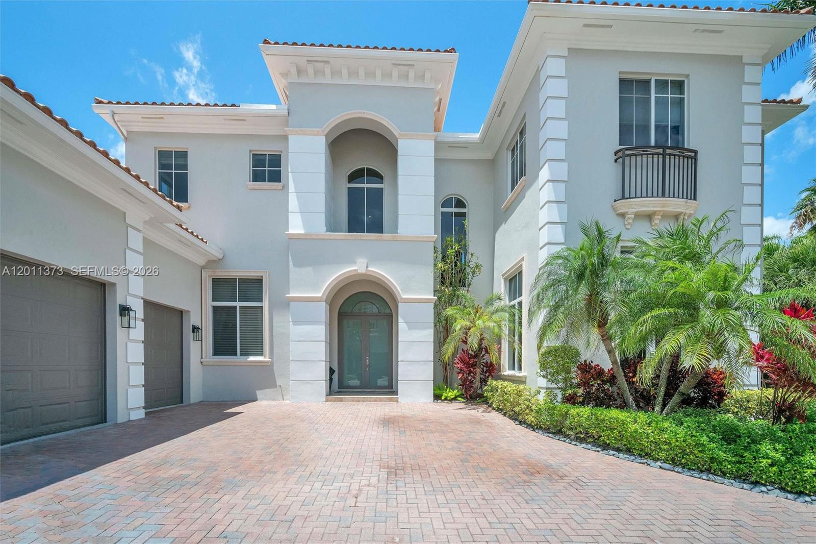 1480 Windjammer Way, Hollywood FL 33019