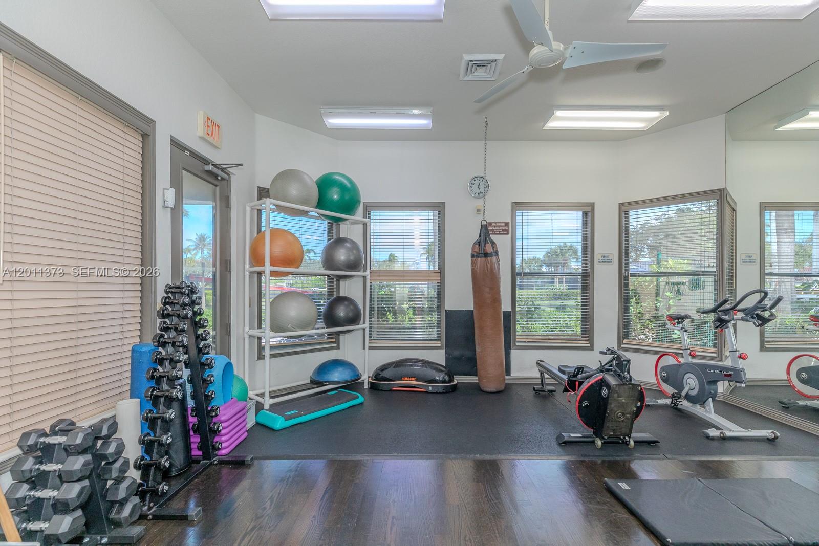 1480 Windjammer Way, Hollywood FL 33019