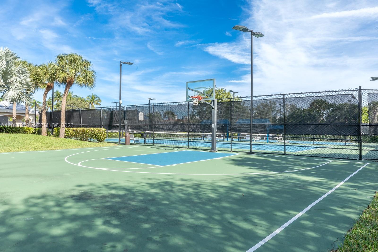 1480 Windjammer Way, Hollywood FL 33019