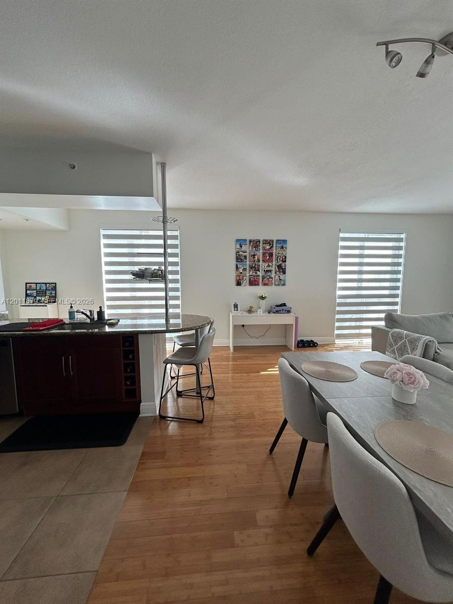 7270 SW 88th St #B301, Miami FL 33156