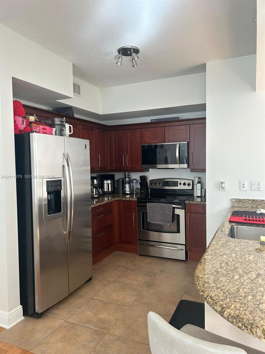 7270 SW 88th St #B301, Miami FL 33156