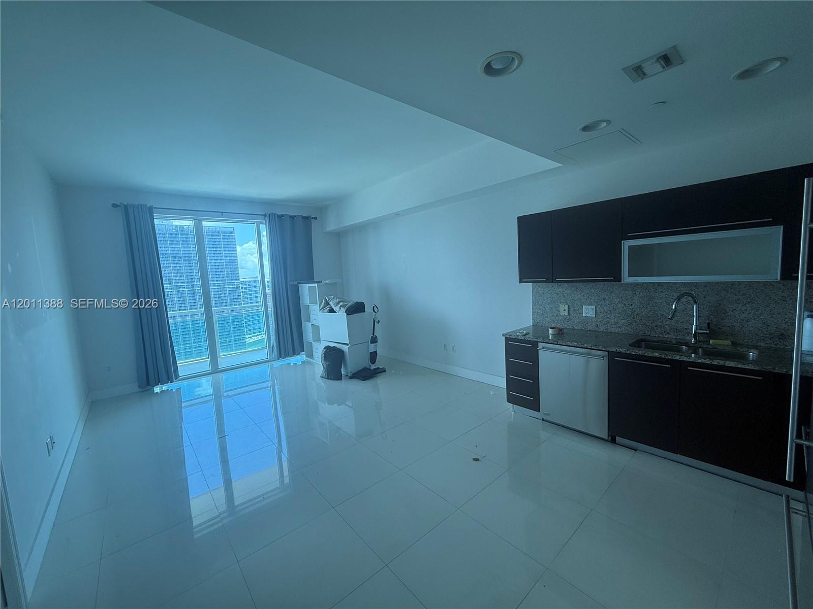 950 Brickell Bay Dr #4308, Miami FL 33131