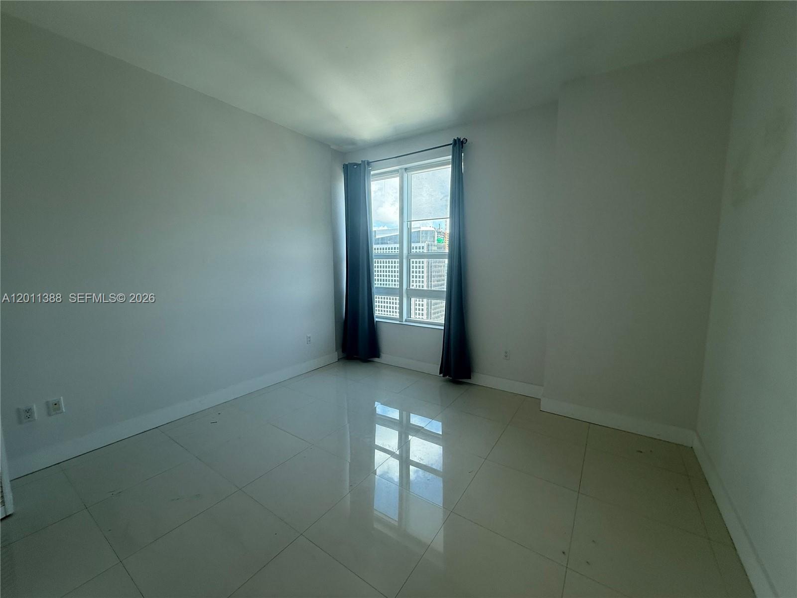 950 Brickell Bay Dr #4308, Miami FL 33131