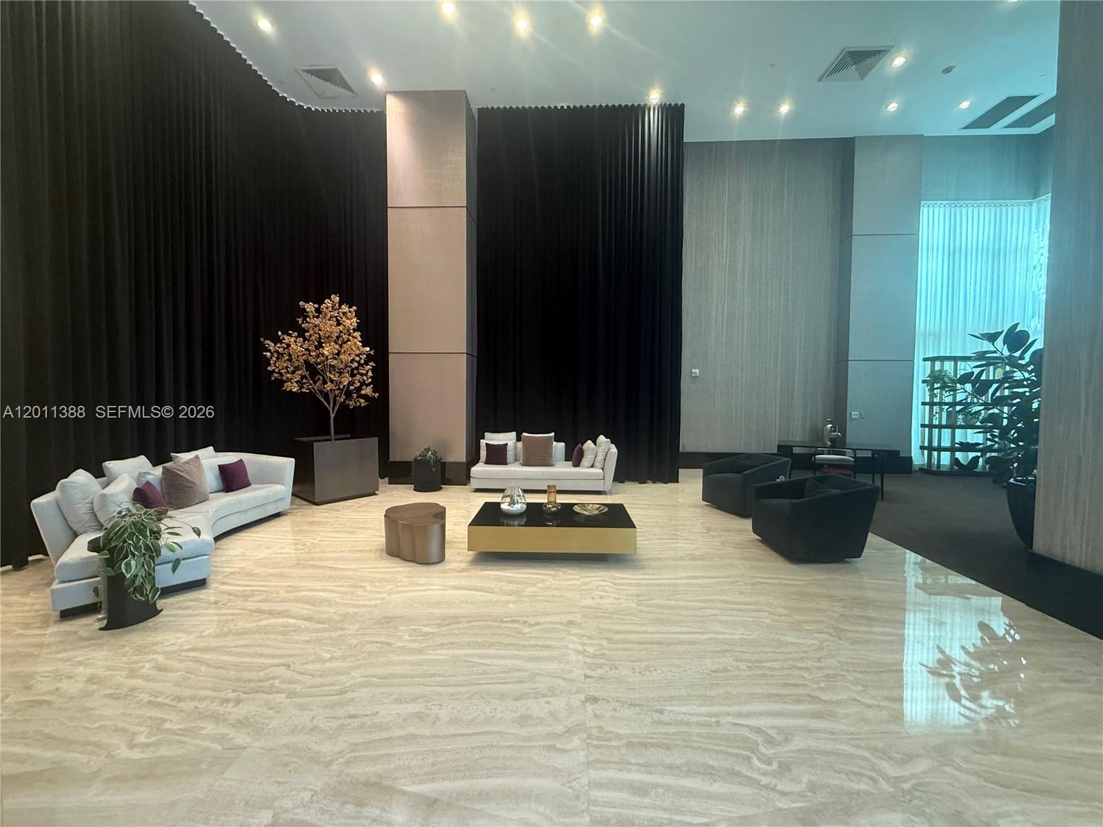 950 Brickell Bay Dr #4308, Miami FL 33131