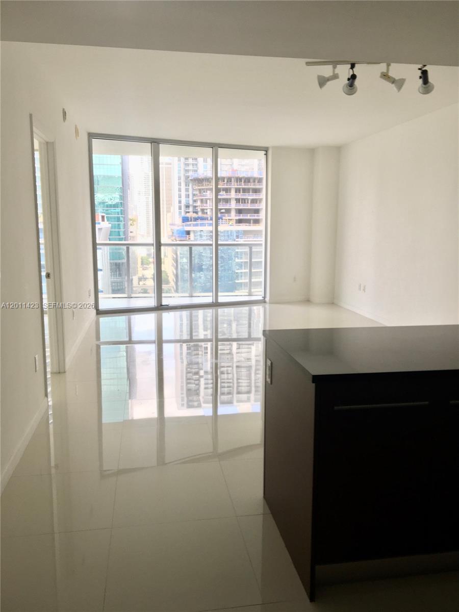 475 Brickell Avenue #1614, Miami FL 33131