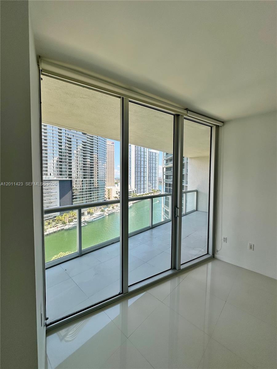 475 Brickell Avenue #1614, Miami FL 33131