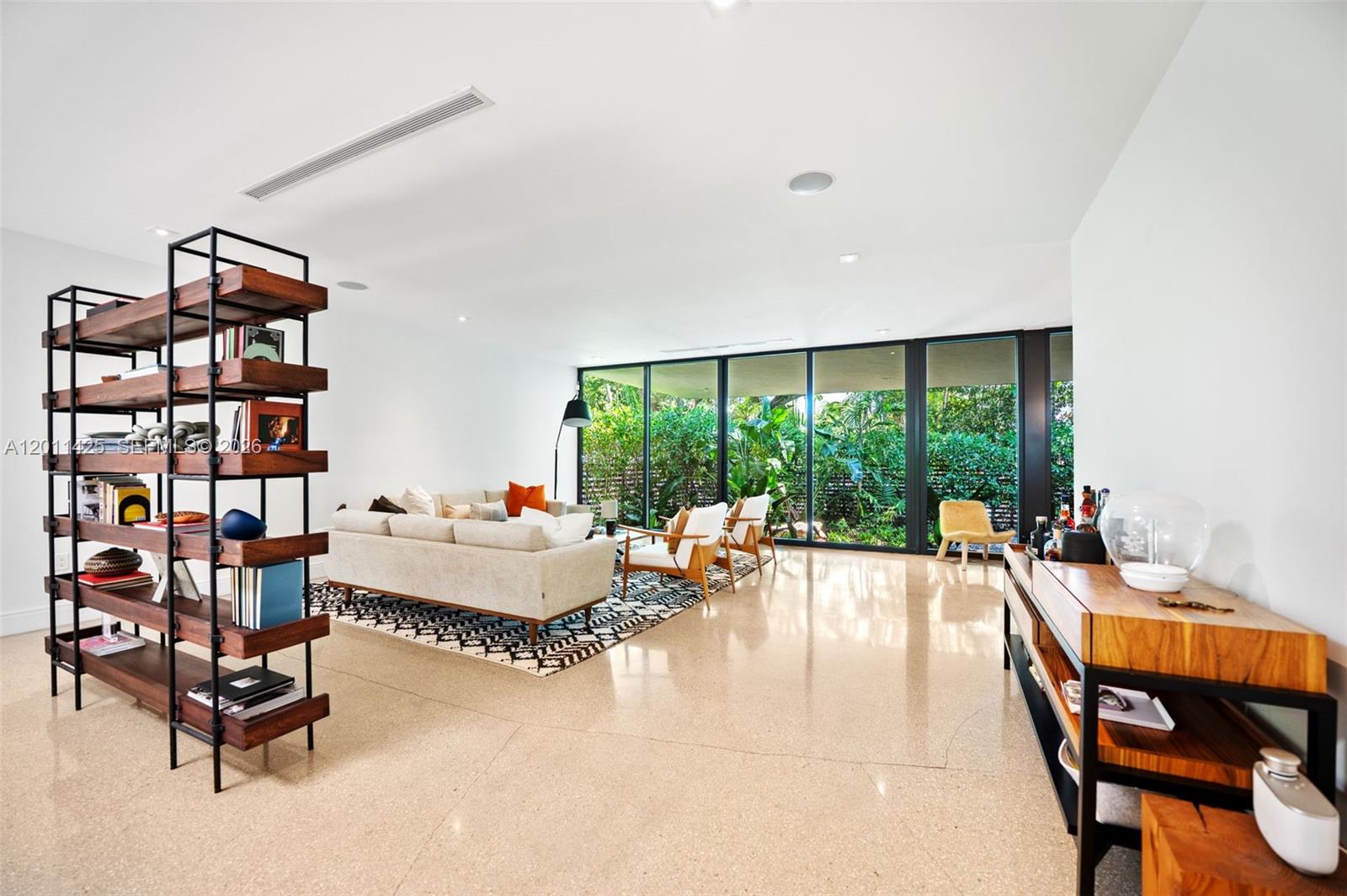 4045 Bonita Ave, Miami FL 33133