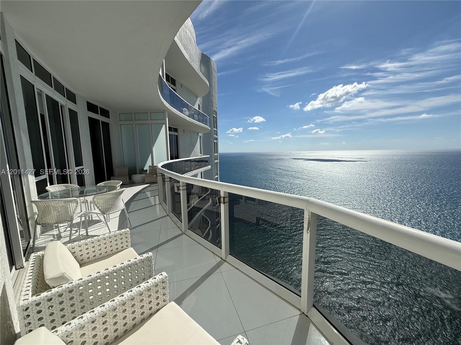 15811 Collins Ave #4207, Sunny Isles Beach FL 33160