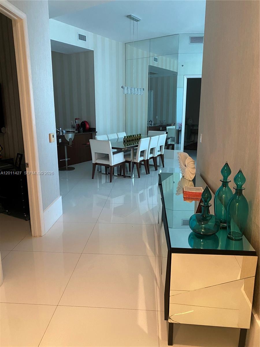 15811 Collins Ave #4207, Sunny Isles Beach FL 33160