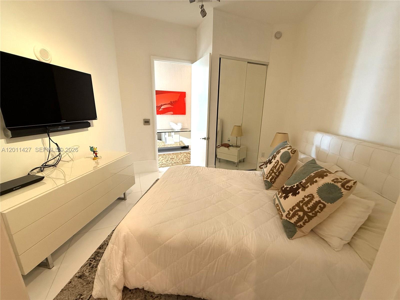 15811 Collins Ave #4207, Sunny Isles Beach FL 33160