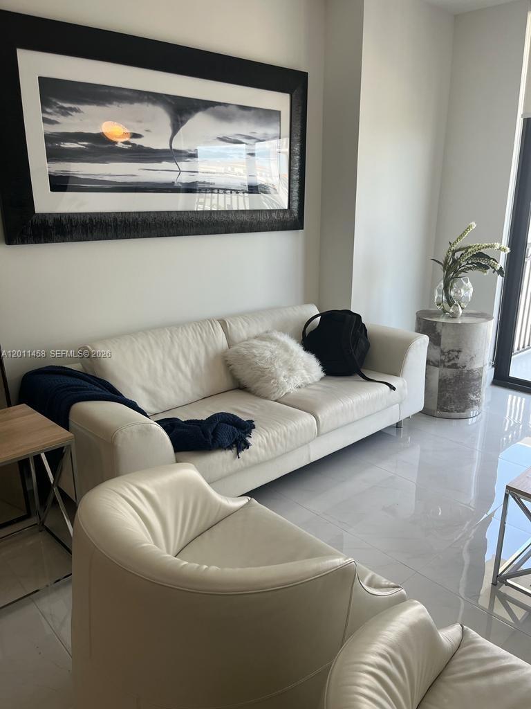 301 Altara Ave #805, Coral Gables FL 33146