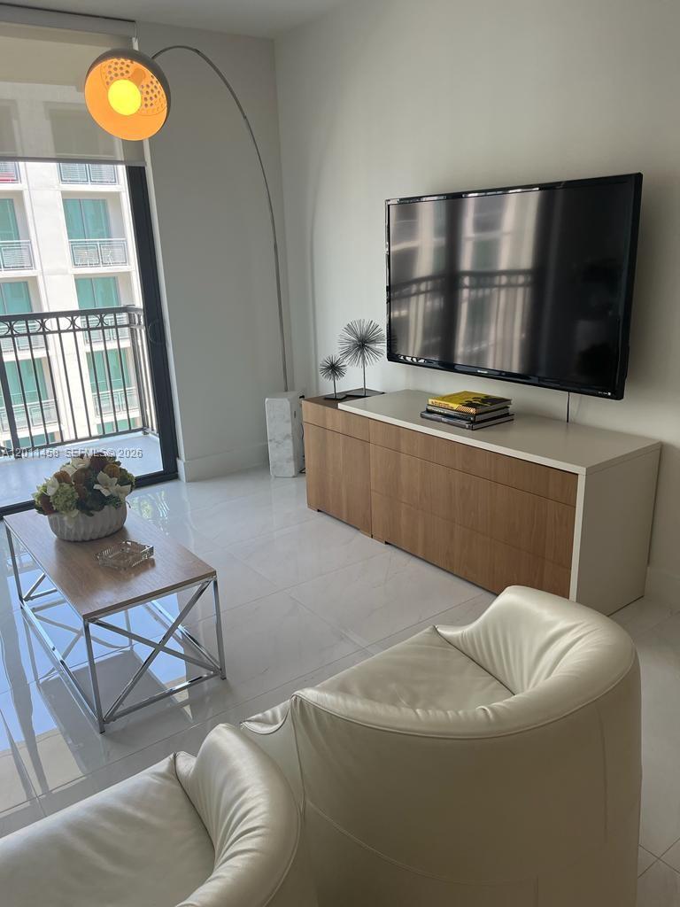 301 Altara Ave #805, Coral Gables FL 33146