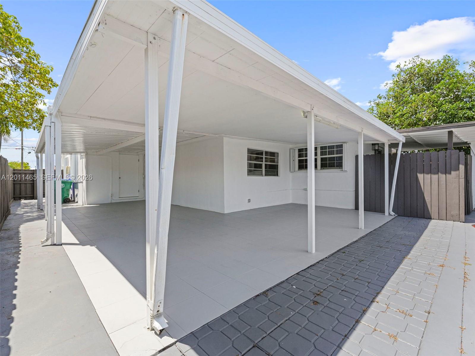 521 SW 64th Ct, Miami FL 33144