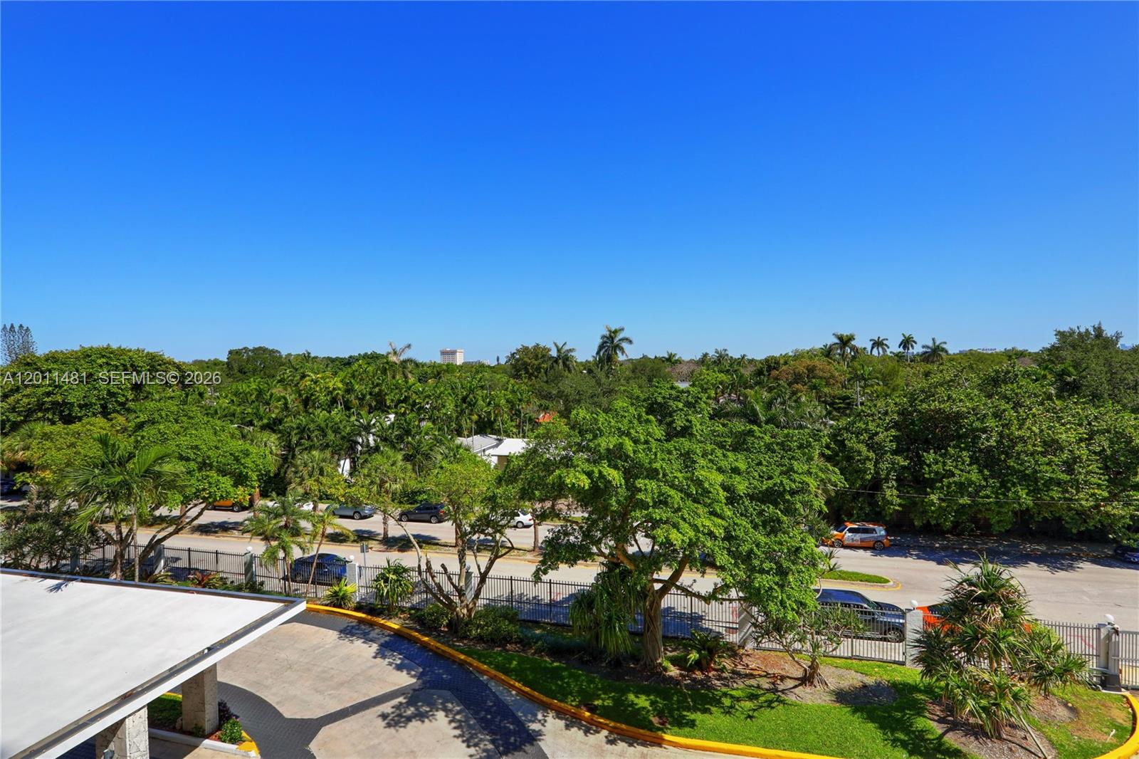 780 NE 69th St #404, Miami FL 33138
