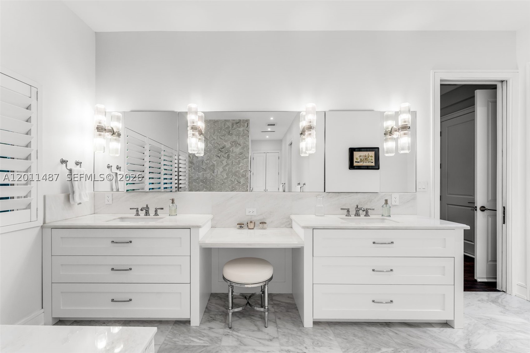 4901 Hammock Park Dr, Coral Gables FL 33156