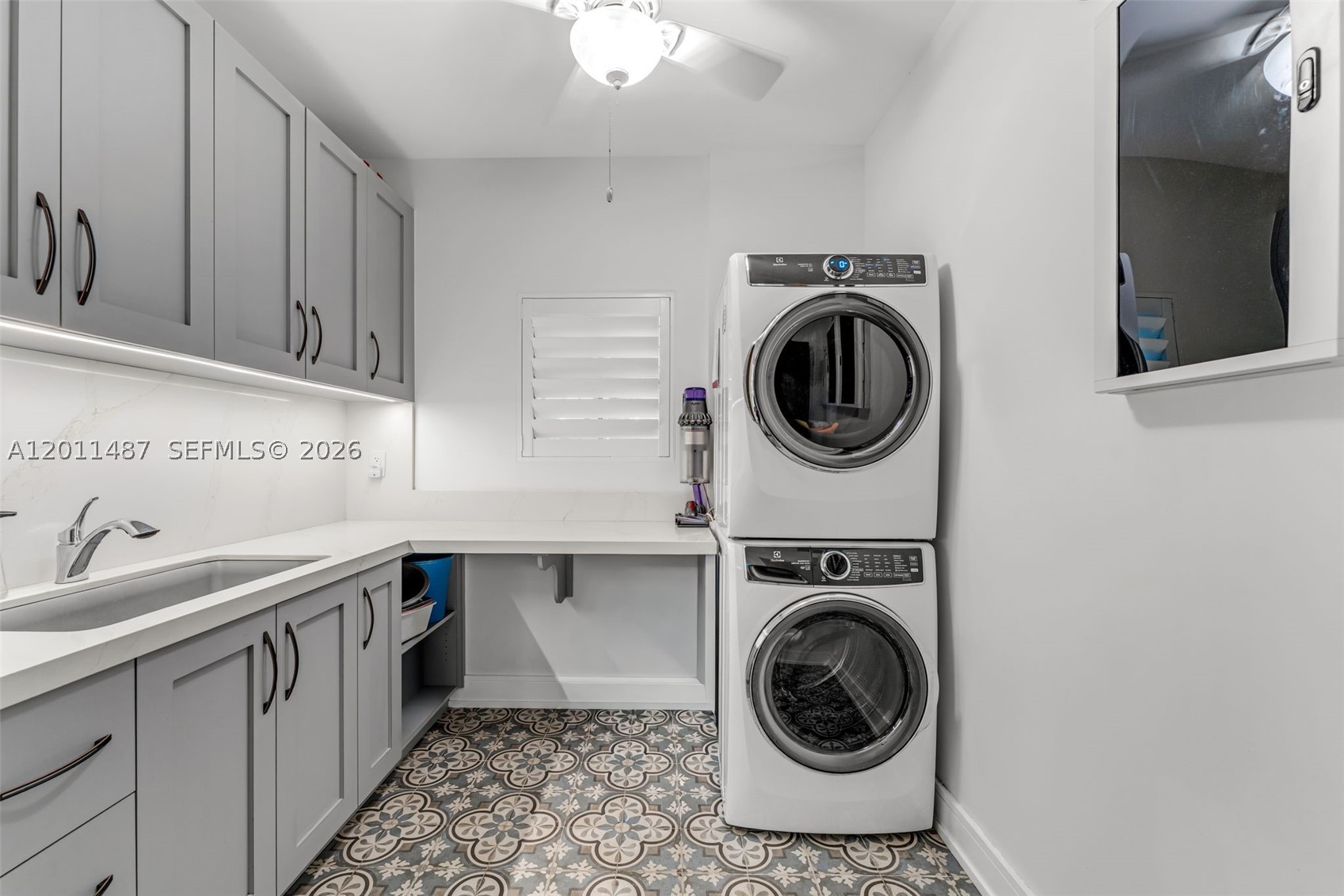 4901 Hammock Park Dr, Coral Gables FL 33156