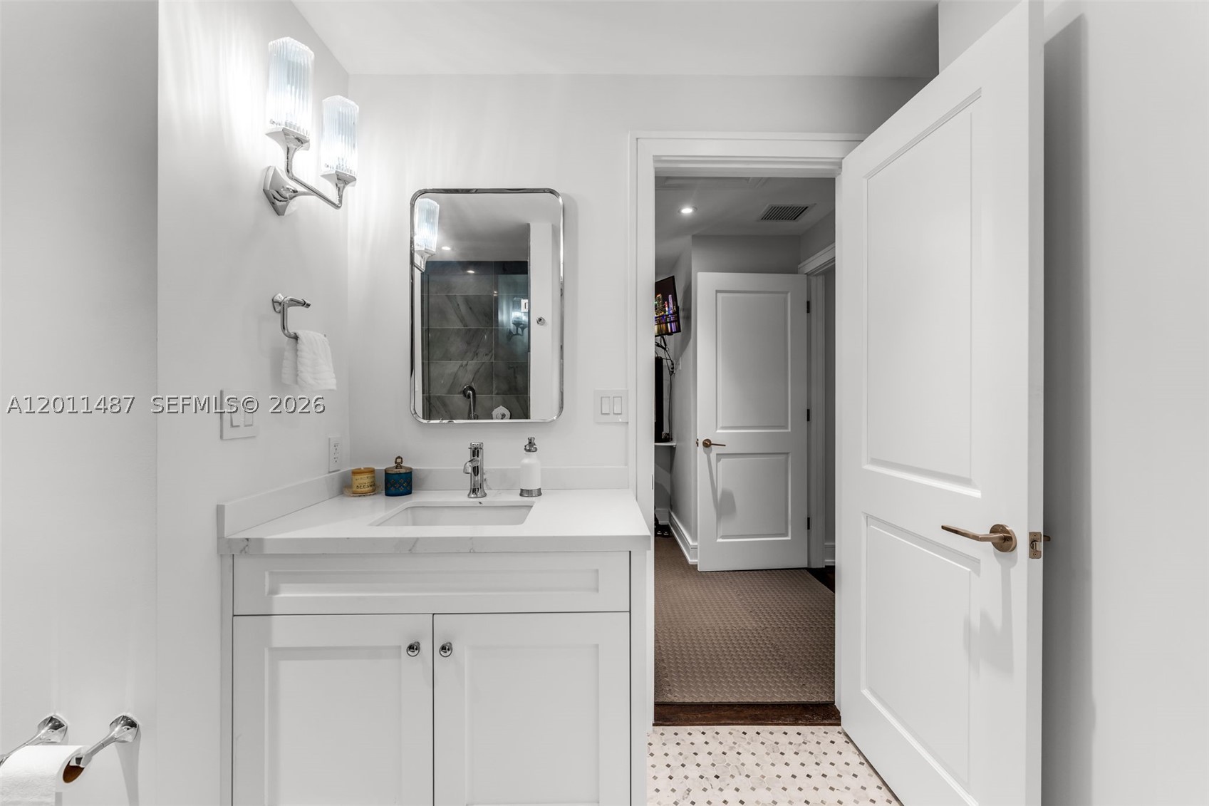 4901 Hammock Park Dr, Coral Gables FL 33156