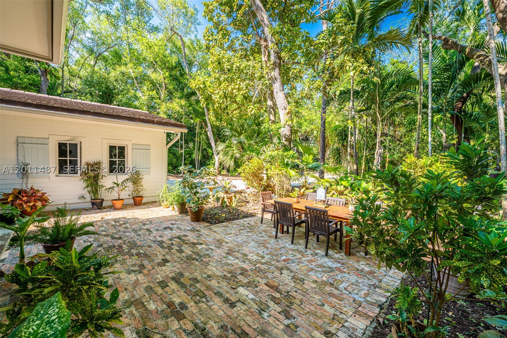 4901 Hammock Park Dr, Coral Gables FL 33156