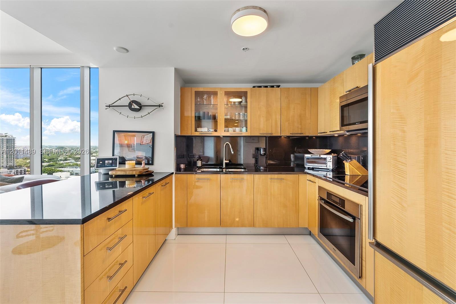 6899 Collins Ave #2004, Miami Beach FL 33141