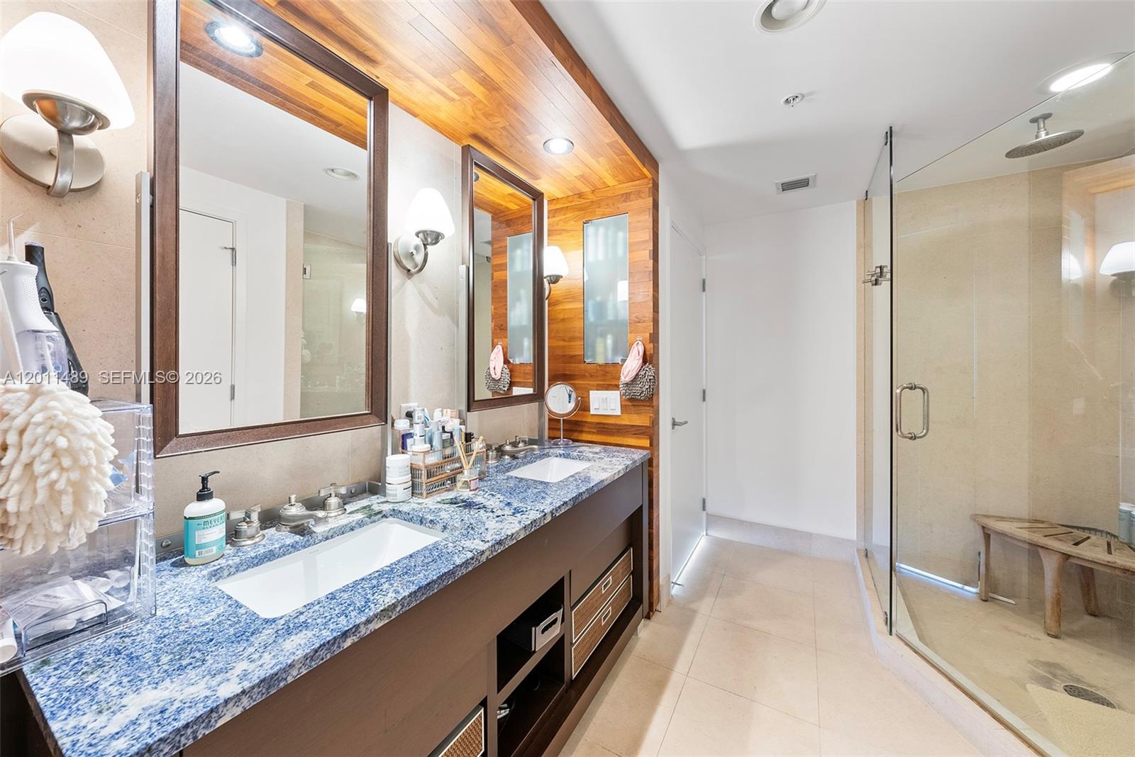 6899 Collins Ave #2004, Miami Beach FL 33141