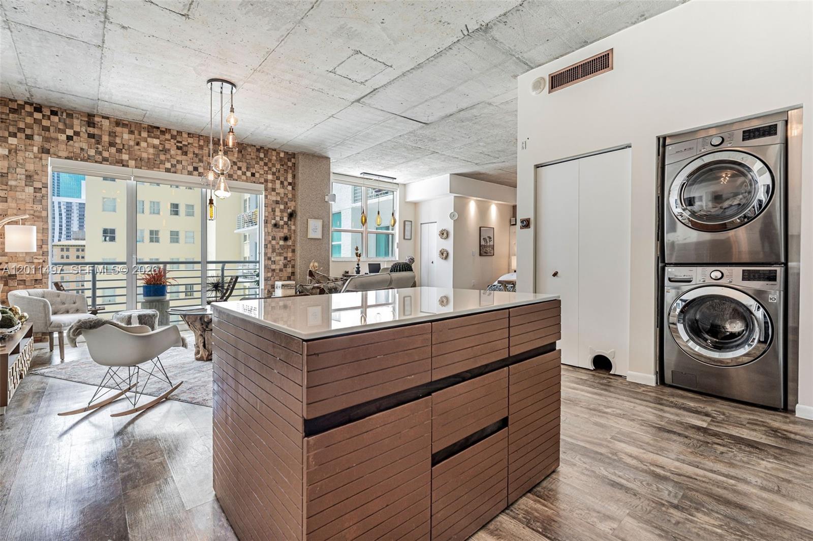 133 NE 2nd Ave #1208, Miami FL 33132