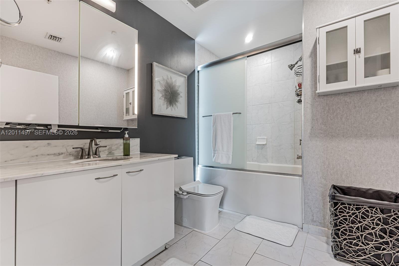 133 NE 2nd Ave #1208, Miami FL 33132